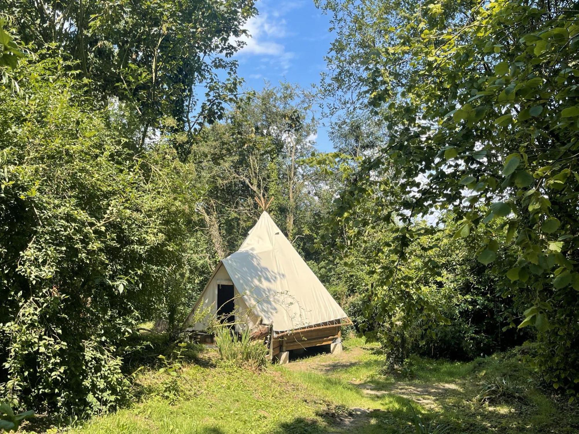 Au Bonheur Nomade Hotel Livry  Eksteriør billede