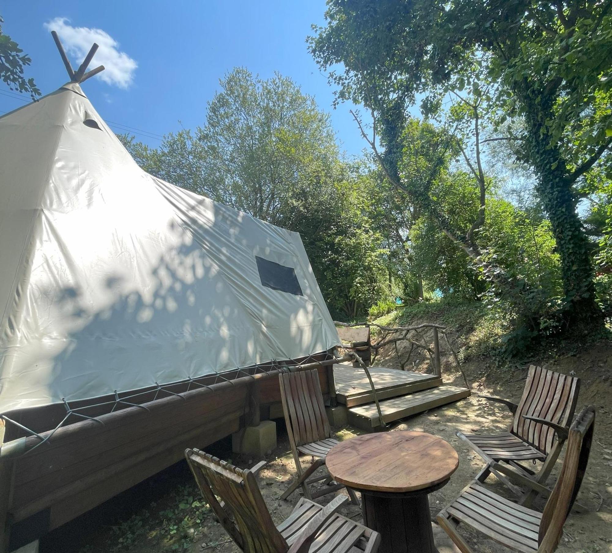 Au Bonheur Nomade Hotel Livry  Eksteriør billede