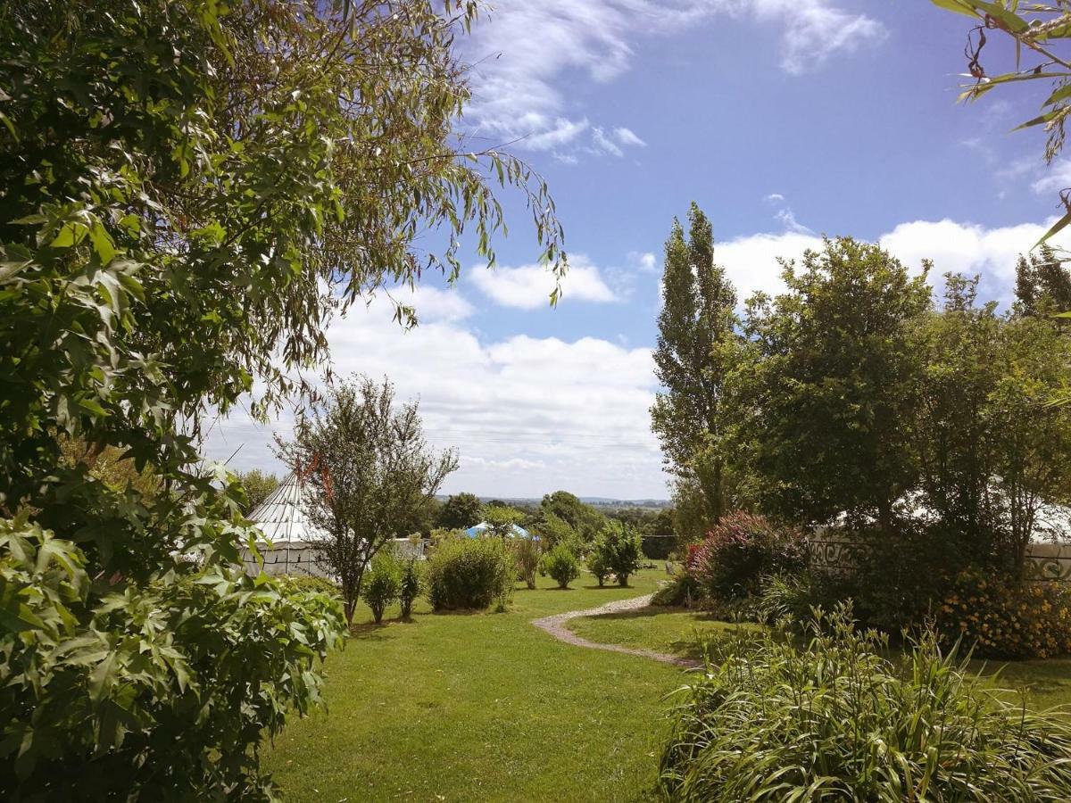 Au Bonheur Nomade Hotel Livry  Eksteriør billede